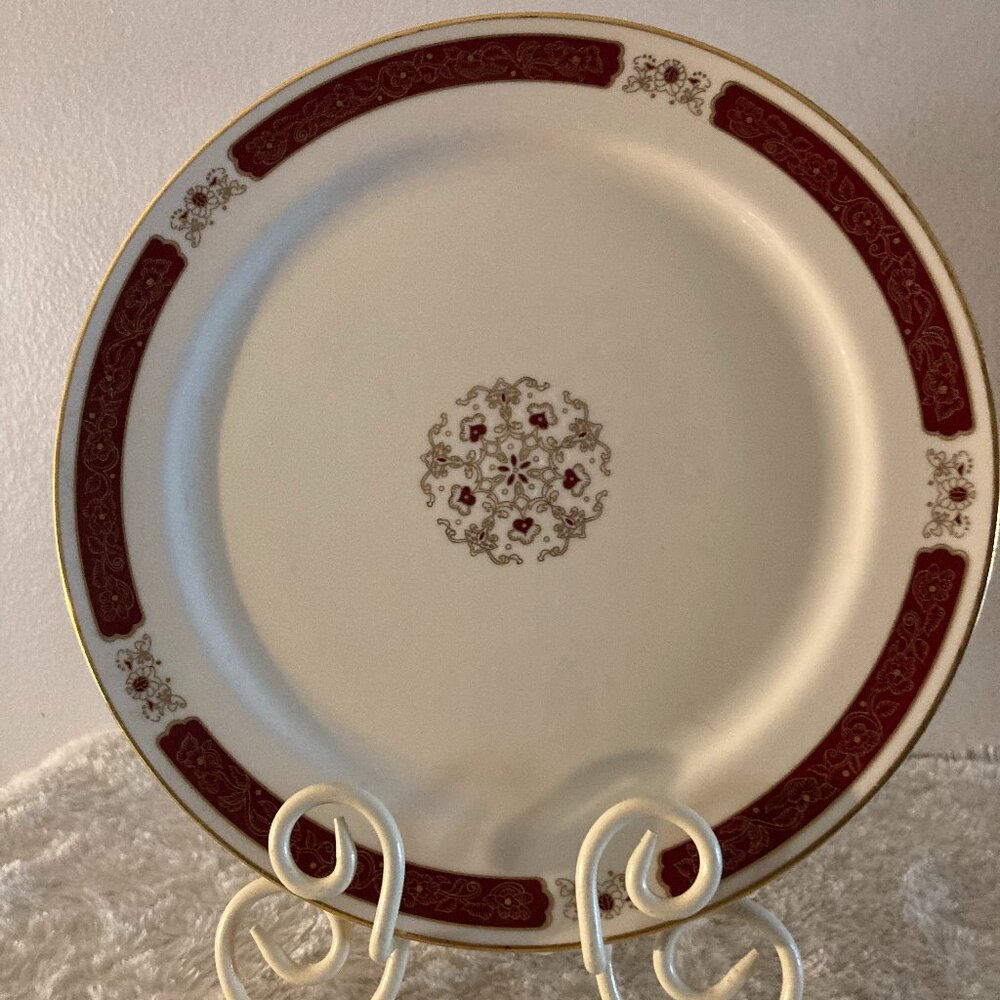 Pickard "Wellington" 10 -7/8" Dinner Plate